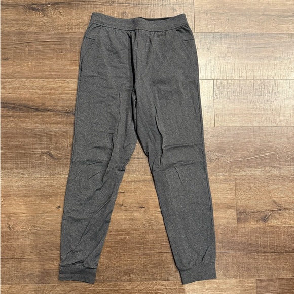 Lululemon | Intent Jogger - Picture 2 of 7